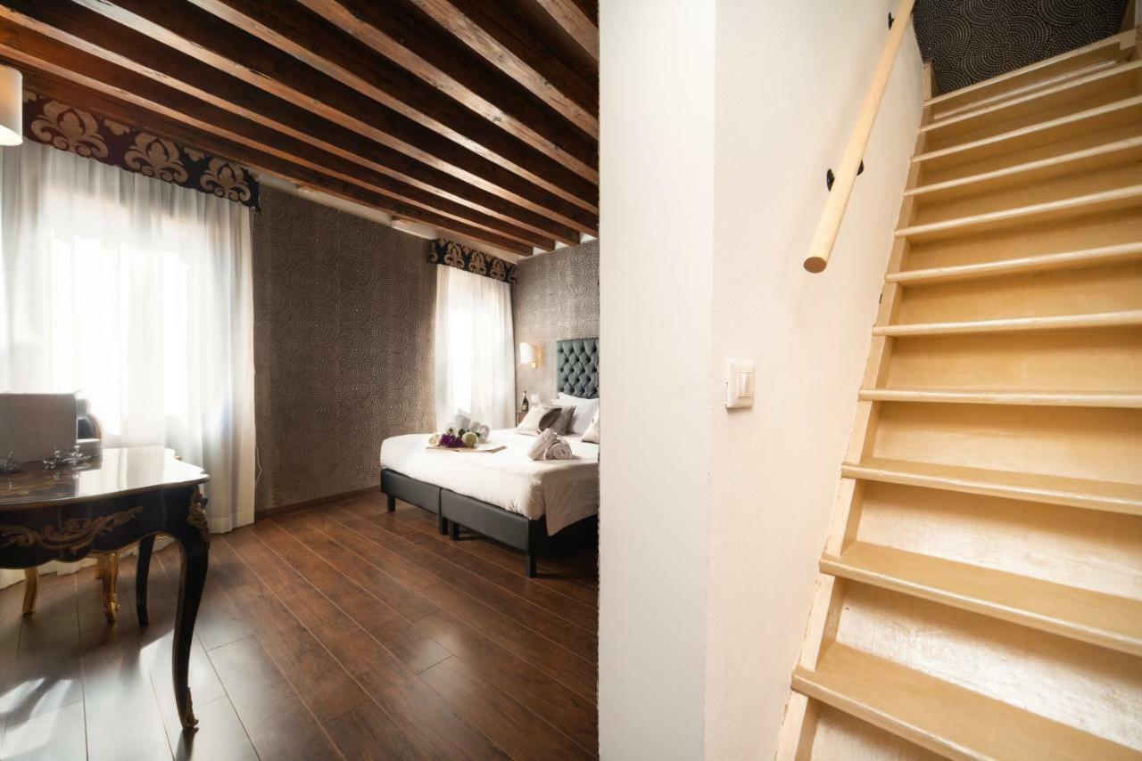 Domus Superior Hotel Venice Luaran gambar